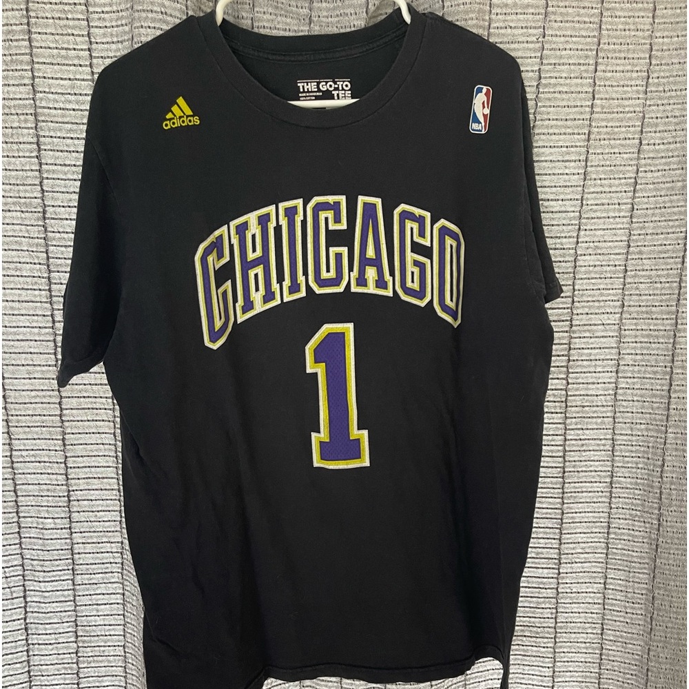Chicago Bulls. Adidas Mens Tee